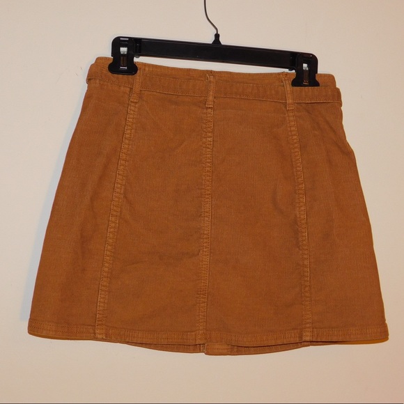 American Eagle Skirt - Picture 2 of 2
